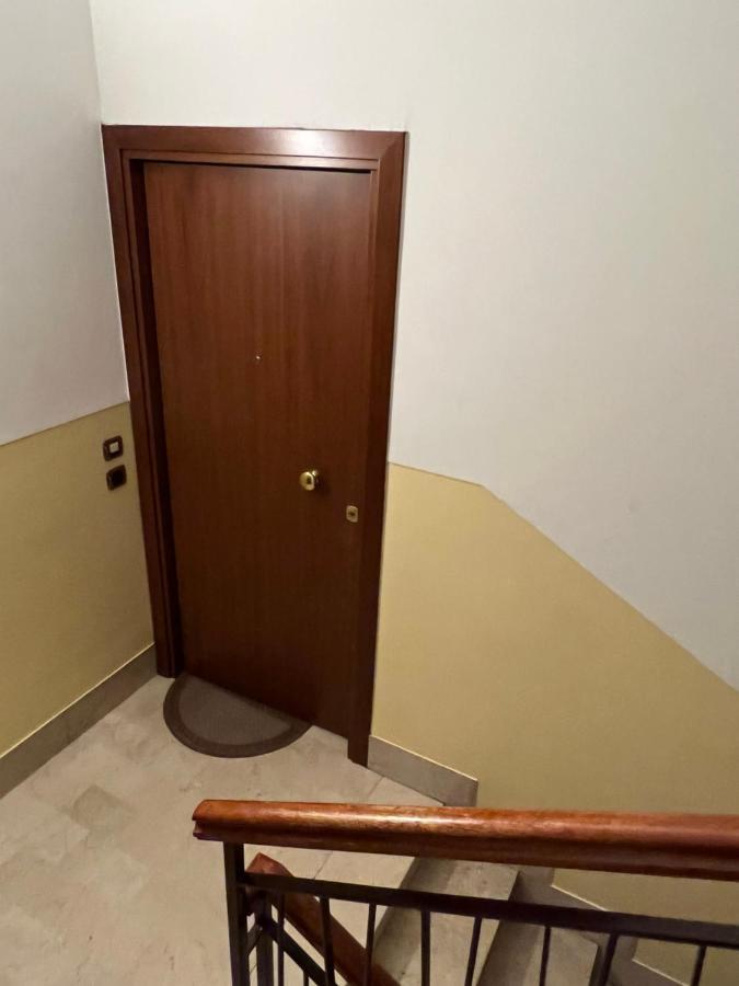 Stay In Style - Vibrant Condo In San Giovanni Lupatoto Exterior foto