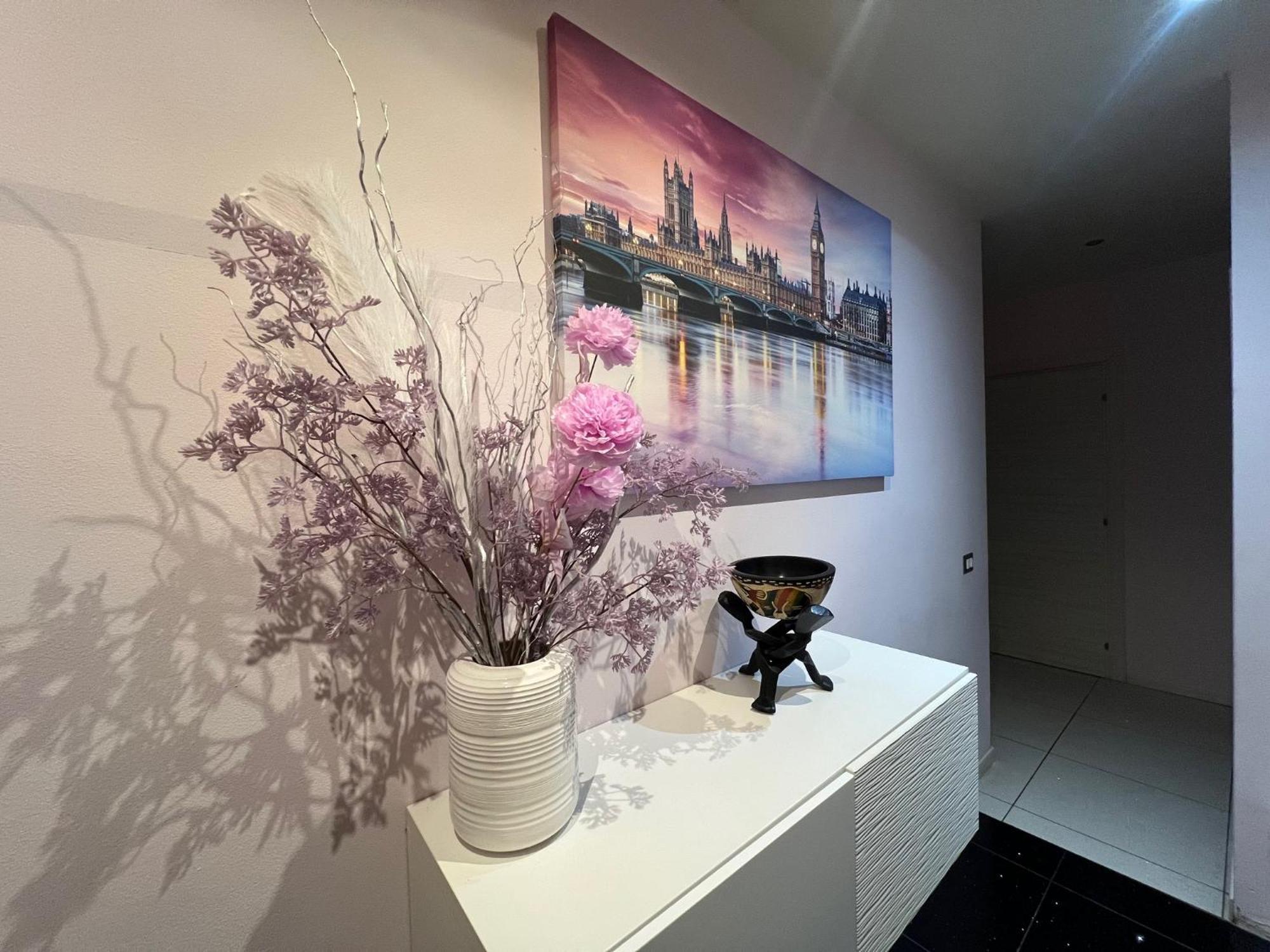 Stay In Style - Vibrant Condo In San Giovanni Lupatoto Exterior foto